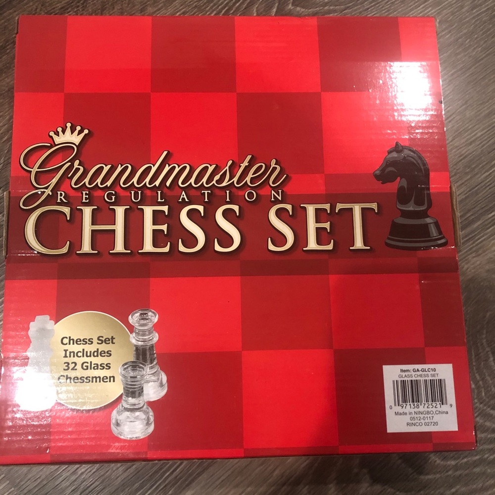 Grandmaster chess set